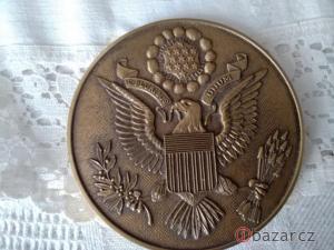 stará americká medaile za zásluhy